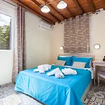 Suites&boutique Stafylos