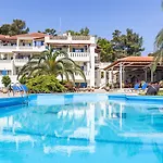 Suites&boutique 3* Stafylos