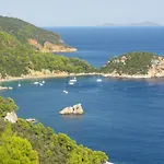 Suites&boutique 3* Stafylos