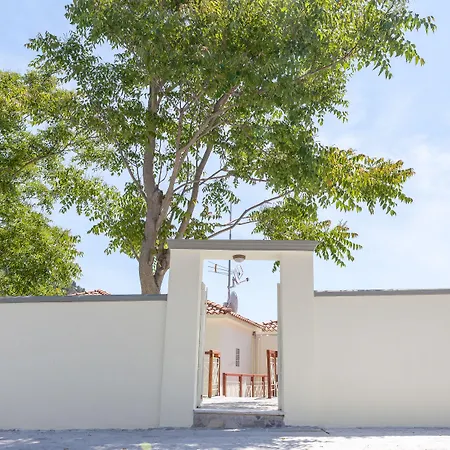 & Boutique Hotel Stafylos