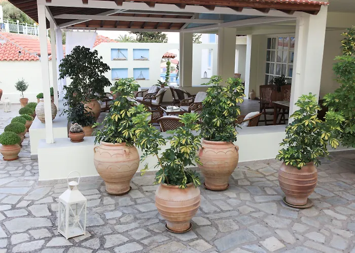 Hotel & Boutique Stafylos