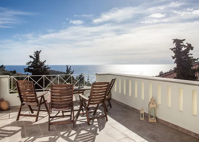 & Boutique 3* Stafylos